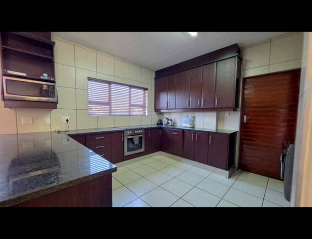 3 BEDROOM HOUSE FOR SALE IN RIVERSPRAY LIFESTYLE ESTATE